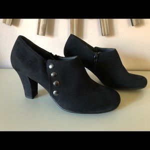 Aerosoles Bootie with Heel 8